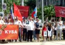 Rusos y cubanos se unen en el Regimiento Inmortal y desfilan por calles de La Habana