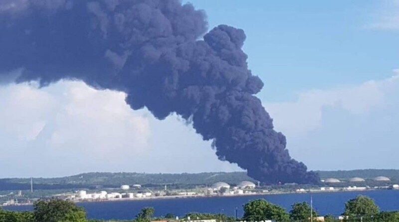 Incendio de la Base de Supertanqueros de Matanzas: Se trabaja sin descanso para controlar el incendio
