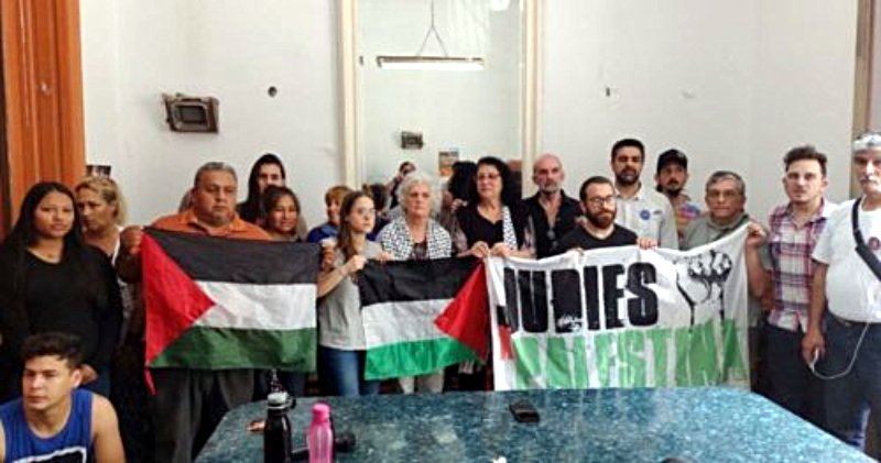 conferencia de pransa en solidaridad con Palestina