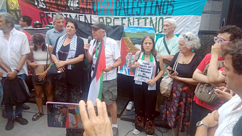 Manifestación por Palestina frente a cancillería de Argentina