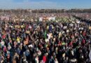 Marchan en Múnich contra guerras y por restablecimiento de paz