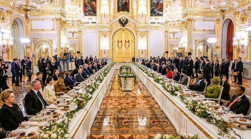 Gala de Putin a líderes por el Día de la Victoria