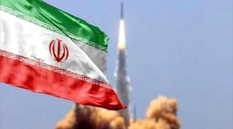bandera iraní y misiles