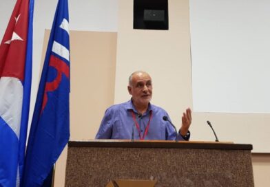 Cuba defiende un nuevo modelo de prensa pública para el socialismo” (+video)