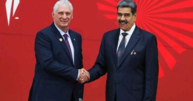 Maduro se solidariza con Diaz-Canel ante medidas de EEUU Maduro se solidariza con Diaz-Canel ante medidas de EEUU