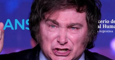 Presidente Milei vuelve a la carga contra la prensa Presidente Milei vuelve a la carga contra la prensa