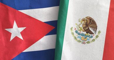 Cubanos residentes en México denuncian memorando de EEUU Cubanos residentes en México denuncian memorando de EEUU