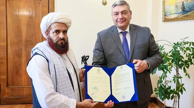 Gul Hassan Hassan presenta credenciales ante Andrei Rudenko