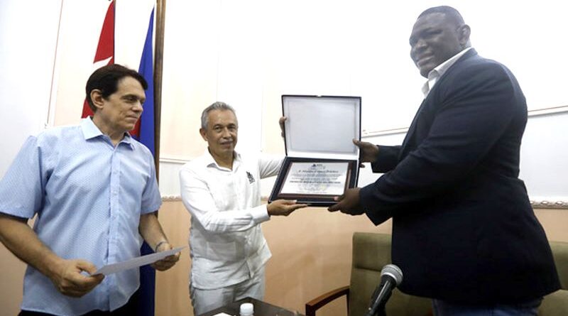 premio mejor deportista de América a cubano Efraín López