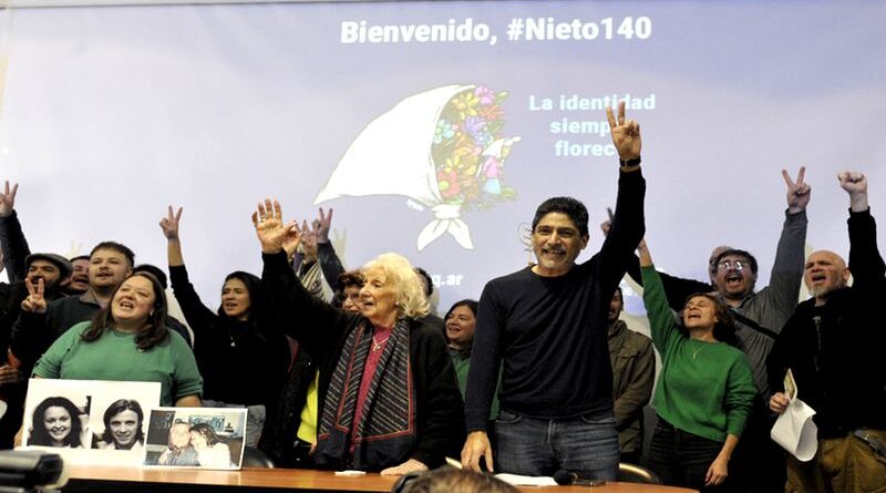 Abuelas de Plaza de Mayo encuentra el nieto 140