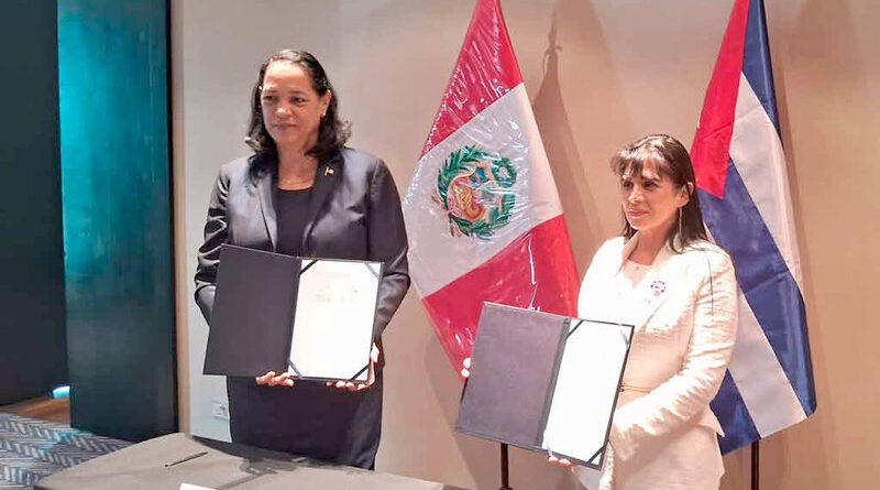 firma de acuerdo de turismo entre Cuba y Perú