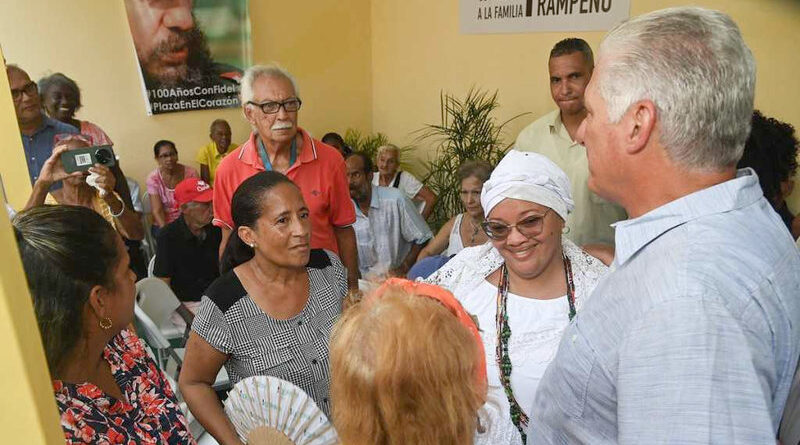 Miguel Díaz-Canel inaugura establecimiento del Sistema de Atención a Familias