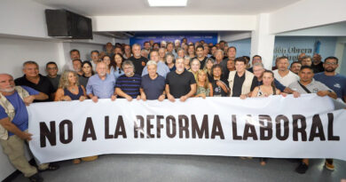 Argentina – Se constituye con plan de lucha el «Frente de Sindicatos Unidos» (+ documento conjunto) Argentina – Se constituye con plan de lucha el «Frente de Sindicatos Unidos» (+ documento conjunto)