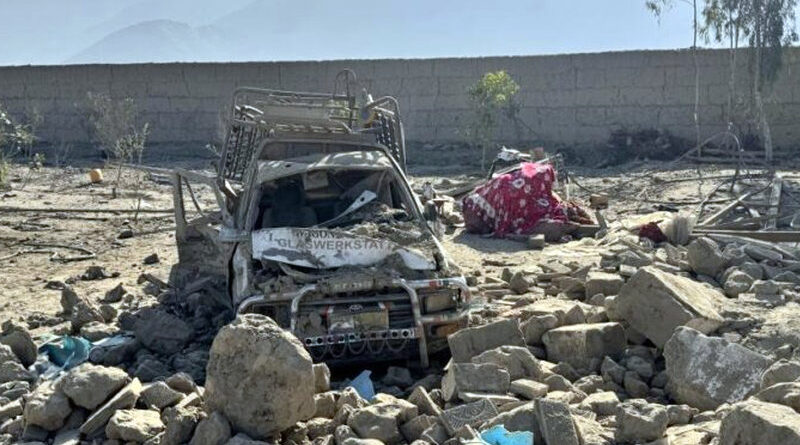 Afganistán bombardeado por Pakistán