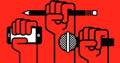 Convocatoria y declaración de periodistas argentinos