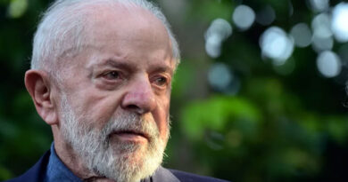 Lula expresa solidaridad con Cuba y critica política de EEUU hacia América Latina Lula expresa solidaridad con Cuba y critica política de EEUU hacia América Latina