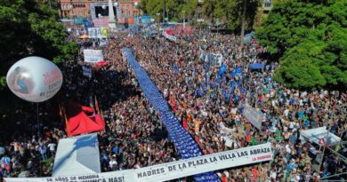 Argentina: gigantesca marcha en el 50 aniversario del Golpe de Estado genocida Argentina: gigantesca marcha en el 50 aniversario del Golpe de Estado genocida