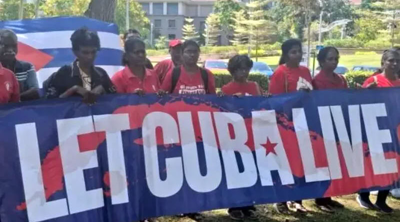 "Dejen vivir a Cuba" exijen desde Malasia