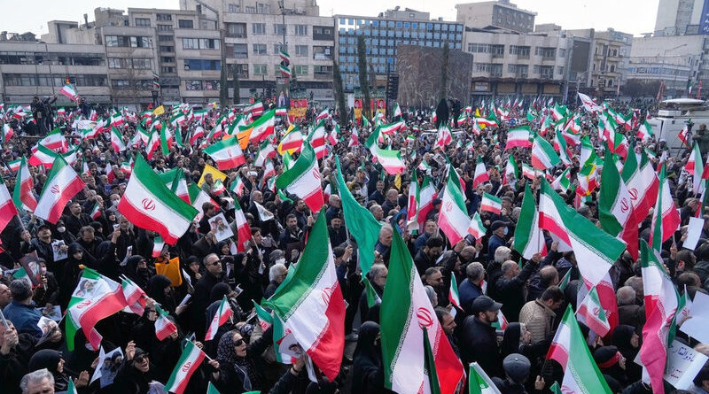 manifestaciones en Irán en apoyo al Ayatolá Moytaba Jameneí