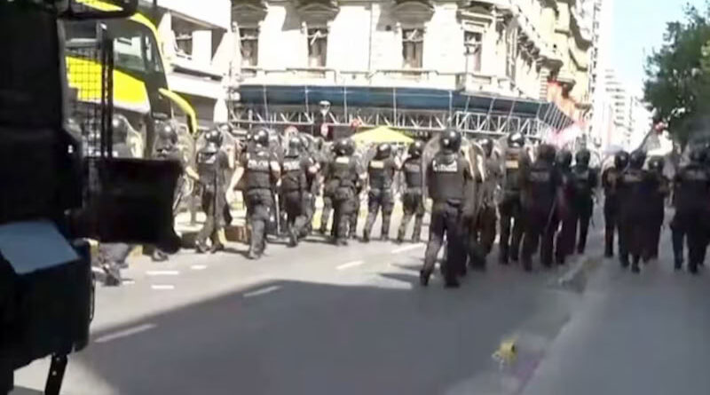 represión a trabajadores de FATE