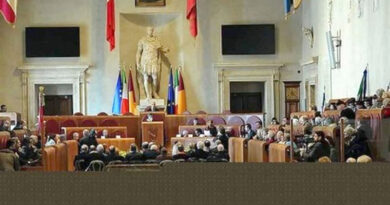 Alcaldía de Roma aprobó moción solidaria con Cuba y de condena a EE.UU