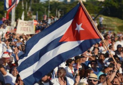Cuba: Contra la amenaza de agresión imperialista. Por el derecho la vida Cuba: Contra la amenaza de agresión imperialista. Por el derecho la vida