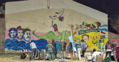 Mural por Cuba en Neuquén