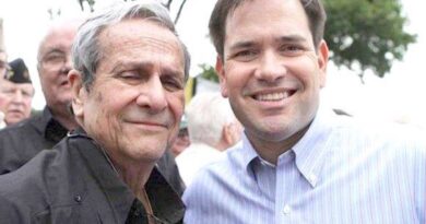 Contestan al Opresor de Cuba Marco Rubio