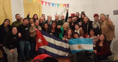 Homenaje a Fidel y un reclamo contra el bloqueo en Buenos Aires